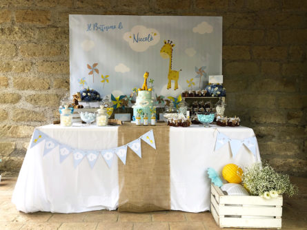 battesimo-a-tema-giraffa-dessert-table